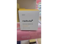 Medicube Toner Pad, Kojic Acid Tumeric, 5.41 fl oz/160 mL, 70 Count - thumbnail 2