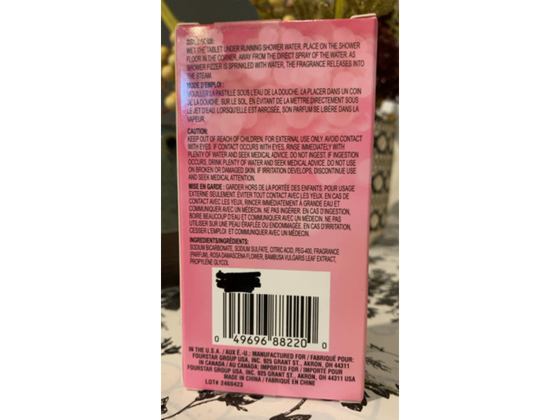 b.Pure Cranberry & Pine Shower Frizz Duo