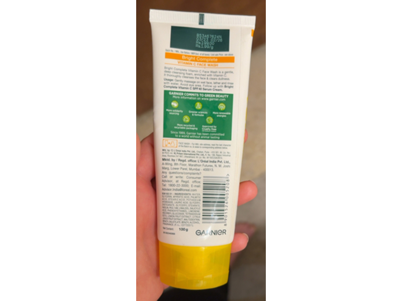 Garnier Bright Complete Face Wash, Vitamin C + Lemon, 100 g