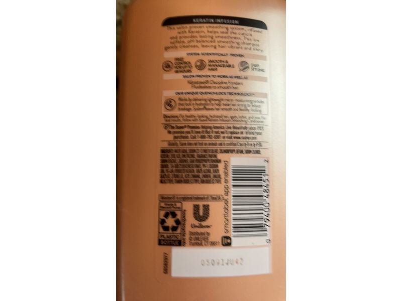 Suave Professionals Keratin Infusion Smoothing Shampoo, 18 fl oz/532 mL