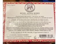 Michel Design Works Christmas Bouquet Moisturizing Shea Butter Soap, Winter Florals, 4.5 oz/127 g - Image 4