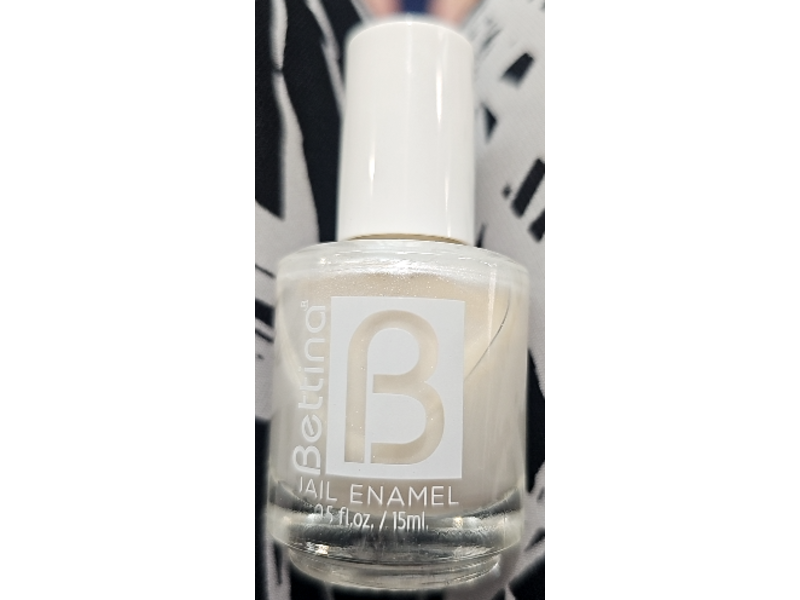 Bettina Nail Enamel, Platino, 0.5 fl oz/15 mL