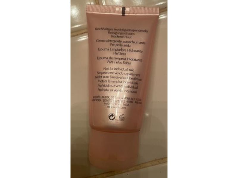 Estee Lauder Soft Clean Moisture Rich Foaming Cleanser, Dry Skin, 1.7 fl oz/50 mL