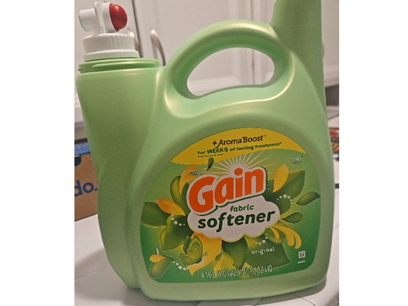 Gain Ultra Fabric Softener, Original, 190 Loads, 140 fl oz/4.16 L