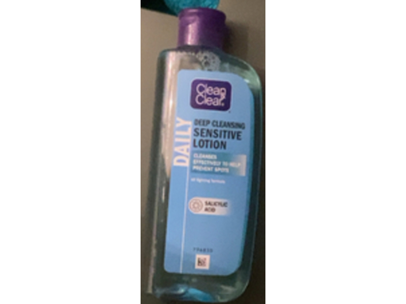 Clean & Clear Deep Cleansing Lotion, Sensitive, 200 mL