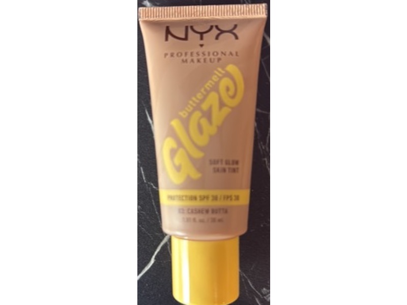 NYX Professional Makeup Buttermelt Glaze Soft Glow Skin Tint, SPF 30, 03 Cashew Butta, 1.01 fl oz/30 mL