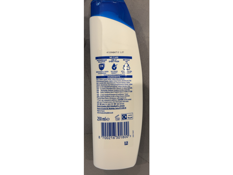 Head & Shoulders Anti - Dandruff Shampoo & Conditioner, 2 In 1 Classic Clean, 225 mL, Pack Of 6