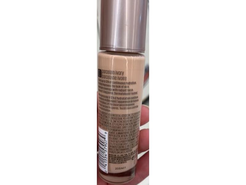 Maybelline New York Dream Radiant Liquid Foundation, Porcelain Ivory, 1 fl oz/30 mL