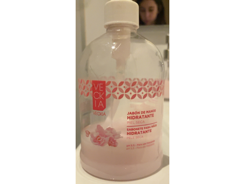 Veckia Moisturizing Liquid Hand Soap, 500 mL