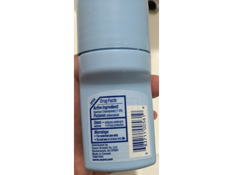 Suave Powder Roll-On Antiperspirant Deodorant, 2.7 oz/80 g