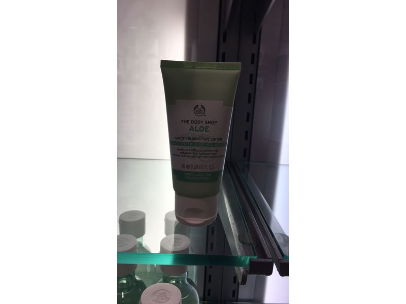 The Body Shop Aloe Soothing Moisture Lotion, SPF 15, 1.69 oz Ingredients  and Reviews