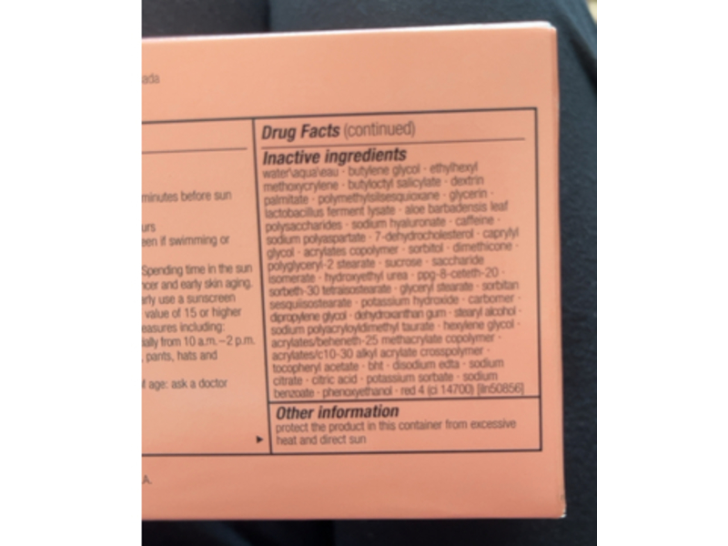 Clinique Moisture Surge Duo, Broad Spectrum SPF 28 & Sheer Hydrator, 1.7 fl oz/50 mL