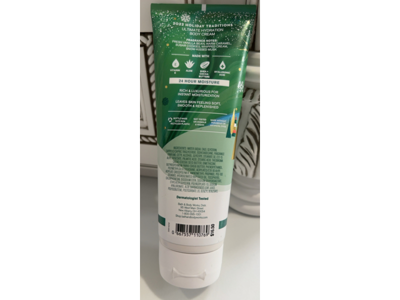 Bath & Body Works Vanilla Bean Noel Ultimate Hydration Body Cream, Shea Butter + Hyaluronic Acid,8 oz/226 g