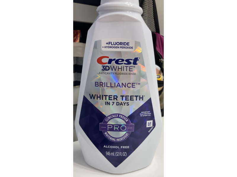 Crest 3D White Brilliance Anticavity Fluoride Rinse, 32 fl oz/946 mL