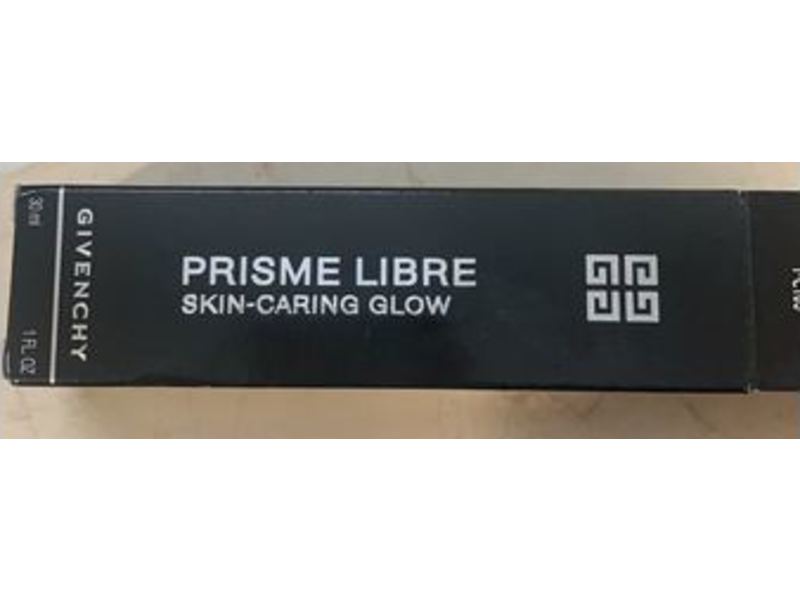 Givenchy Prisme Libre Skin Caring Glow Foundation, 1oz/ 30ml