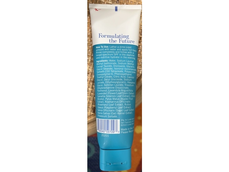 Linder Health Stellar Gentle Gel Cleanser, 6.5 fl oz/192 mL