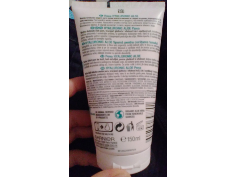 Garnier Aloe Foam Gently Cleanses, Smooth & Revitalise, 150 mL