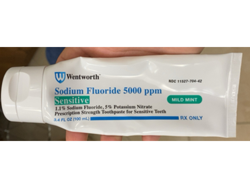 Sodium Fluoride Tooth Paste 5000 ppm, Sensitive Mild Mint, 3.4 fl oz/100 mL Wentworth (RX)