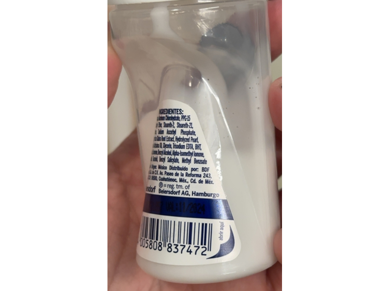 Nivea Roll-On Antitransparent, Aclarado Natural Classic Touch, 50 mL, Pack Of 3