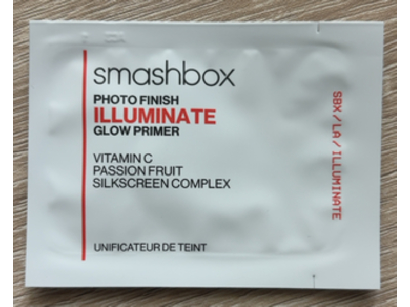 Smashbox Photo Finish Illuminate Glow Primer, Vitamin C + Passion Fruit & Silkscreen Complex, 0.05 fl oz/1.5 mL