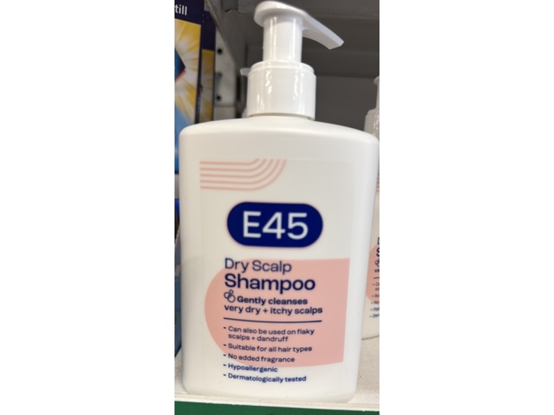 E45 Dry Scalp Shampoo, 250 mL