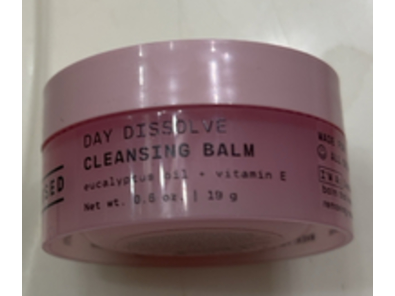 Versed Daily Dissolve Cleansing Balm, Eucalyptus Oil + Vitamin E, 0.6 oz/19 g