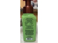 Bath & Body Works Gentle & Clean Foaming Hand Soap, Sweet Kiwi & Starfruit, 8.75 fl oz/259 mL - thumbnail 4
