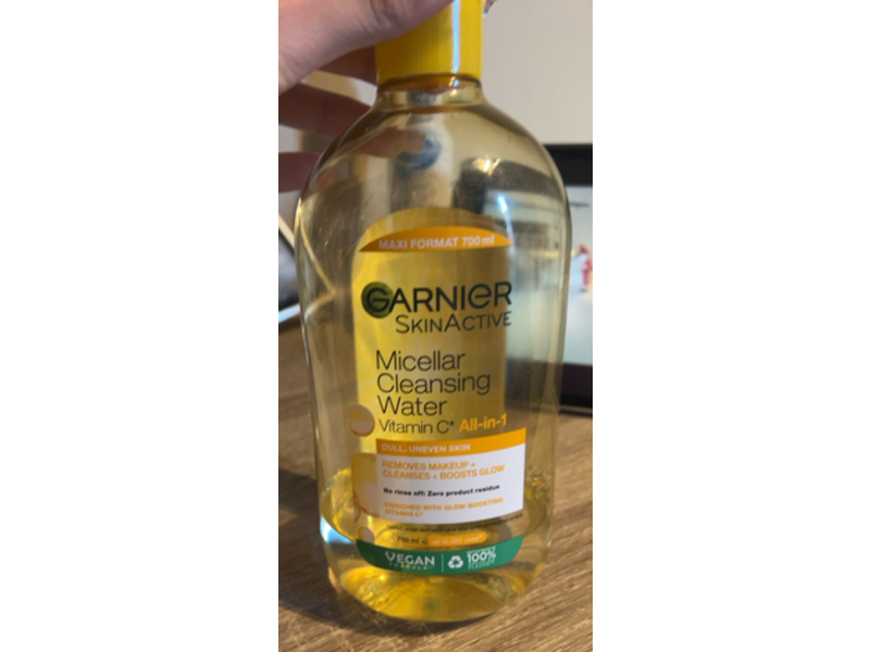Garnier SkinActive All-In-1 Micellar Cleansing Water, Vitamin C, 700 mL