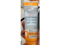 Isdin Gel Cream, SPF 30, Ginger Cell Protect, 250 mL - thumbnail 3