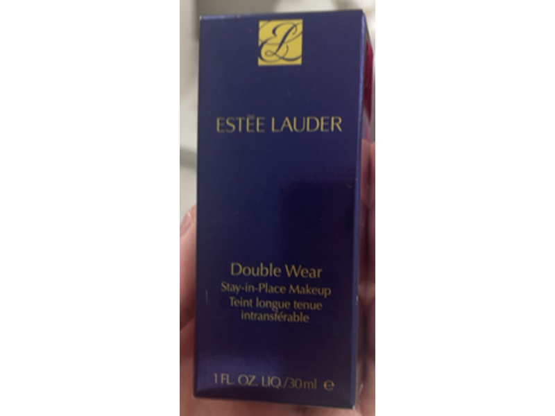 Estee Laude Double Wear Stay-In-Place Makeup,1N0 Porcelain, 1 fl oz/30 mL