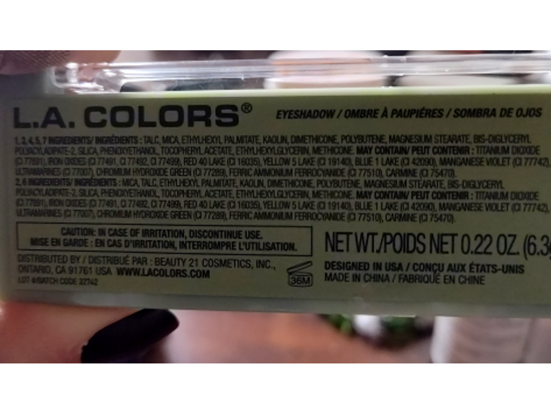 La Colors Eyeshadow Palette, Charming Beauty, 0.22 fl oz/6.3 g