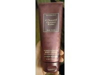 Bath & Body Works Ultimate Hydration Body Cream, A Thousand Christmas Wishes, 8 oz/226 g - Image 3