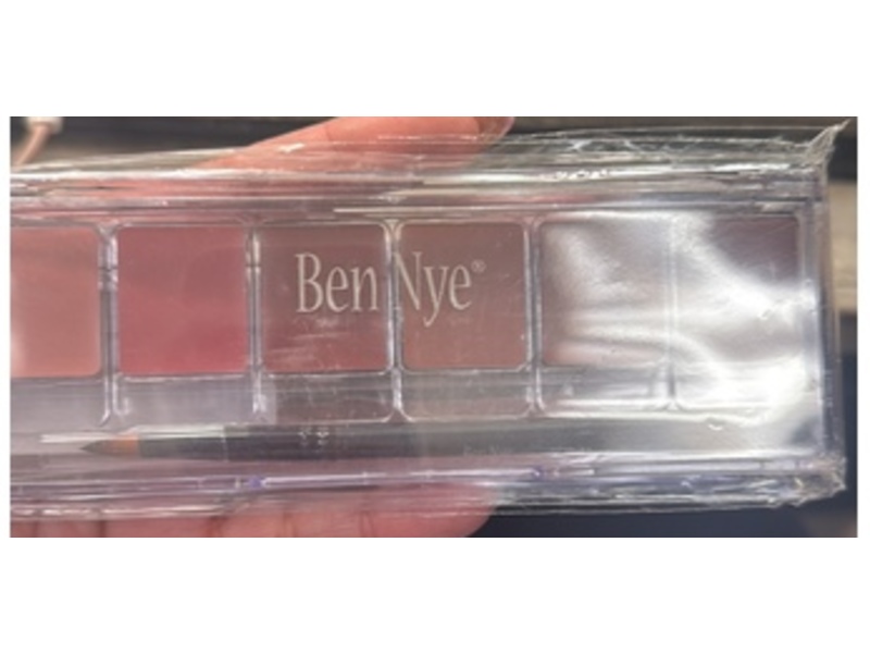 Ben Nye Lip Colour Palette, Red, 0.36 oz/10.2 g