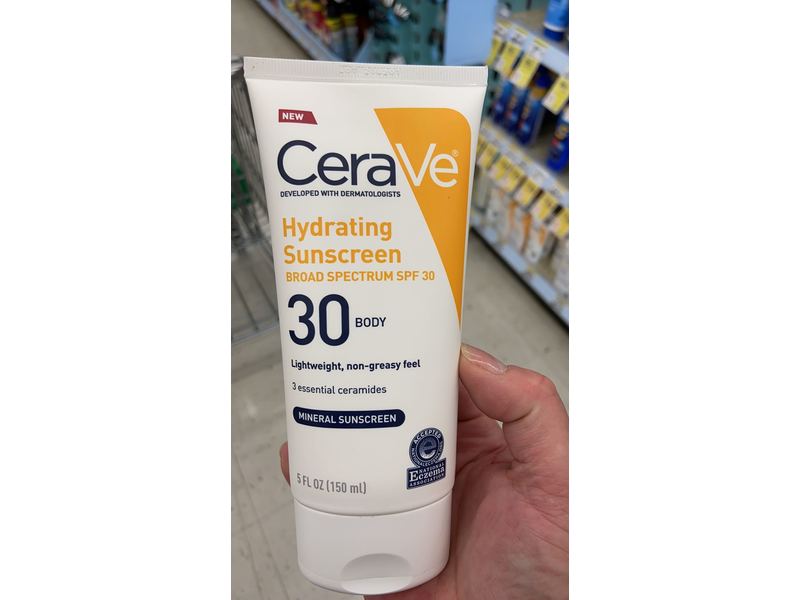 CeraVe Hydrating Mineral Sunscreen Body Lotion, SPF 30, 5 fl oz/150 mL