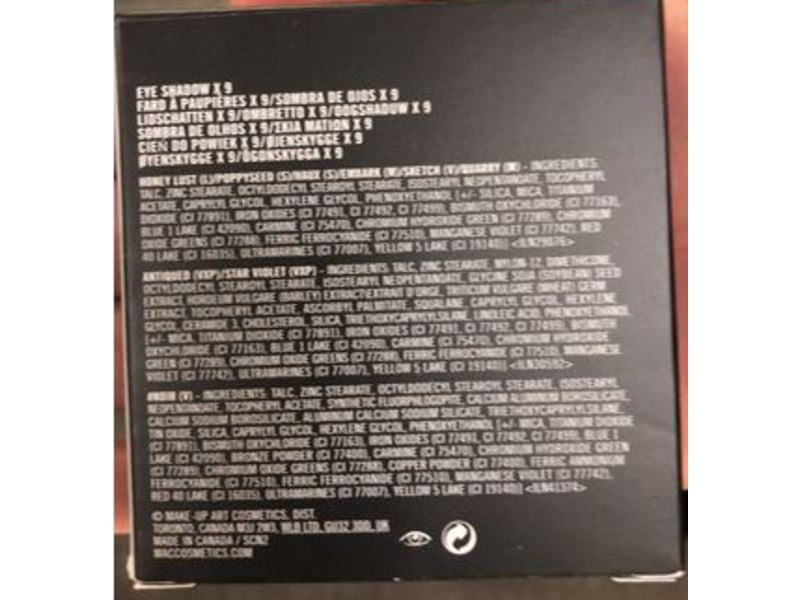 M.A.C. Eyeshadow Palette, Burgundy, 0.20 oz/5.85 g