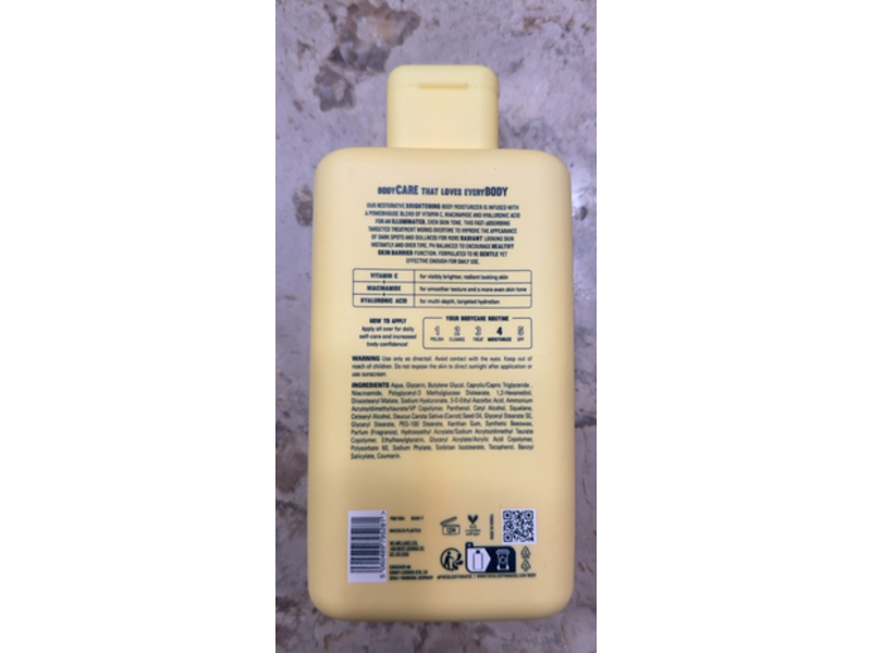 Isle Of Paradise Brilliantly Bright Body Moisturizer, 9.46 fl oz/280 mL