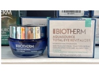 Biotherm Aquasource Total Eye Revitalizer, 0.50 fl oz/15 mL - thumbnail 2