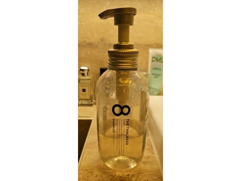 8 The Thalasso Anti-Dandruff Shampoo, 16.06 fl oz/475 mL