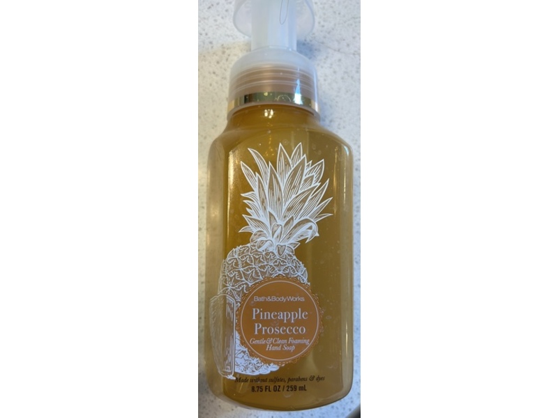 Bath & Body Works Gentle & Clean Foaming Hand Soap, Pineapple Prosecco, 8.75 fl oz/259 mL