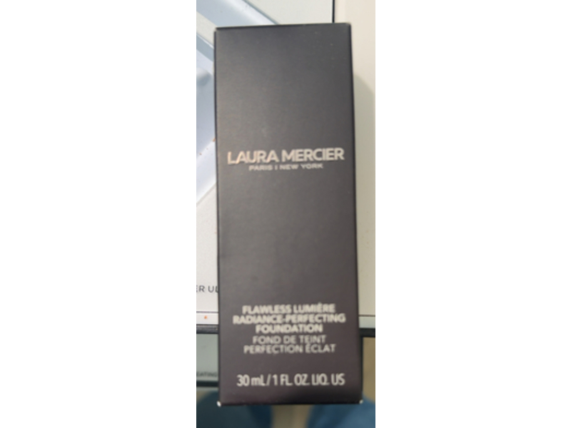 Laura Mercier Flawless Lumiere Foundation, 6N1 Truffle, 1 fl oz/30 mL