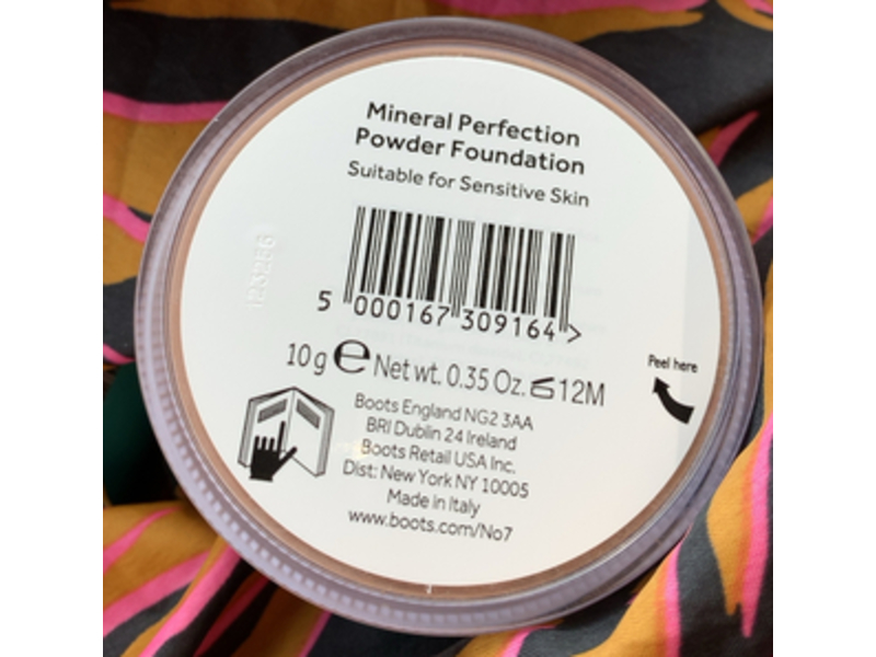 No7 Mineral Perfection Powder Foundation, Ivory, 0.35 oz/10 g