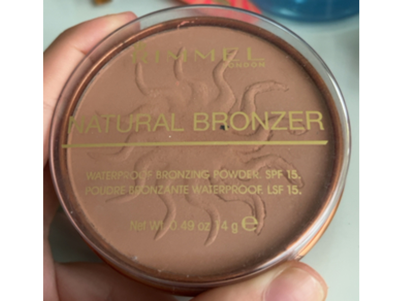 Rimmel London Natural Bronzer Waterproof Bronzing Powder, 021 Sun Light, SPF 15, 0.49 oz/14 g