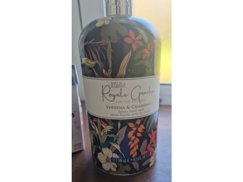 Baylis & Harding Royale Garden Luxury Hand Soap, Verbena & Chamomile, 16.9 fl oz/500 mL