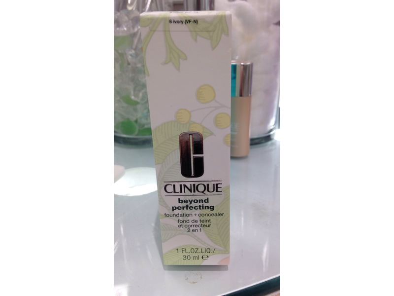 Clinique Beyond Perfecting Foundation + Concealer, CN 28 Ivory, 1 fl oz/30 mL