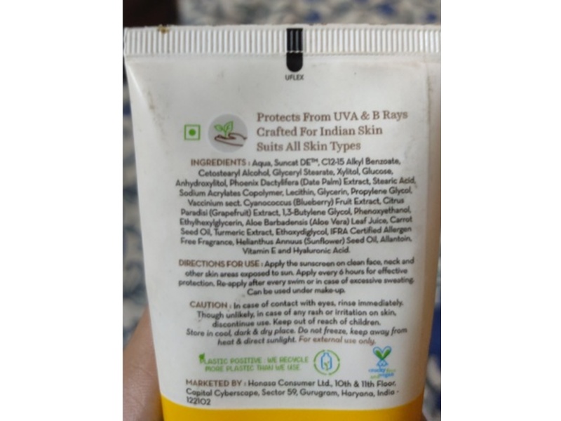 Mama Earth Ultra Light Sunscreen, SPF 50 PA ++++, 50 g