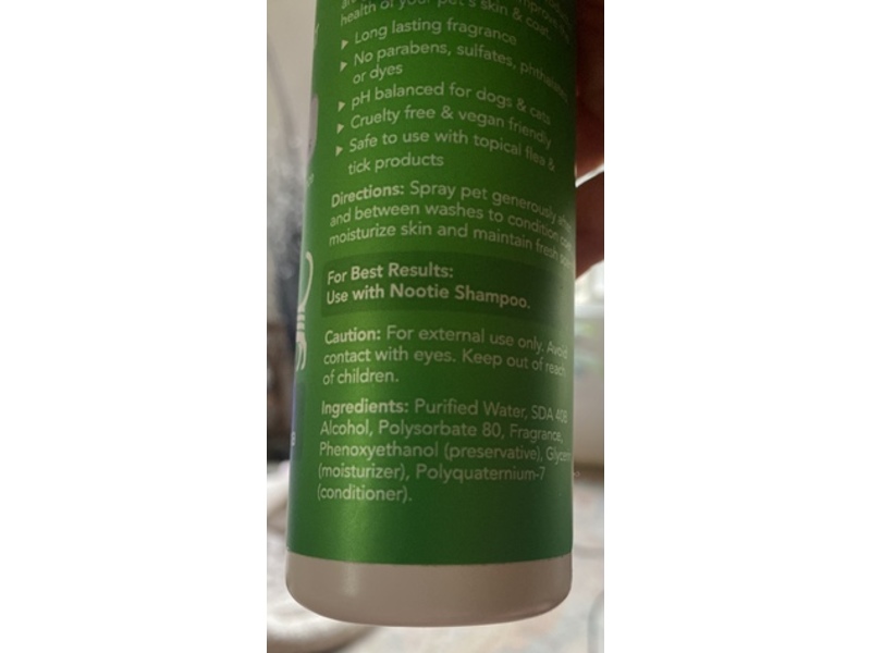 Nootie Daily Spritz Skin & Coat Solutions, Coconut Lime Verbena, 8 fl oz/236 mL