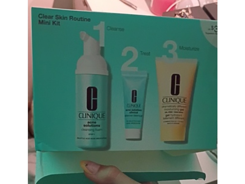 Clinique Clear Skin Routine Mini Kit