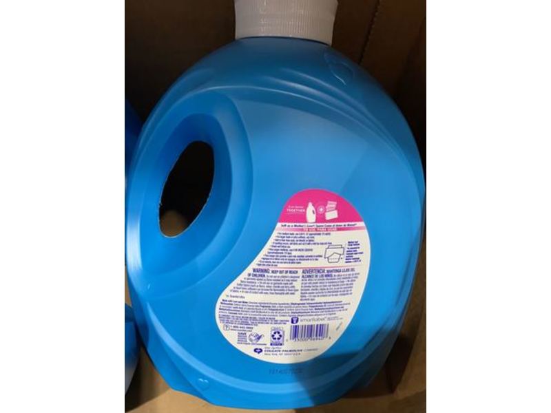 Suavitel Advanced 3-In-1 Softening Care Fabric Conditioner, Field Flowers, 235 Loads, 160 fl oz/4.7 L