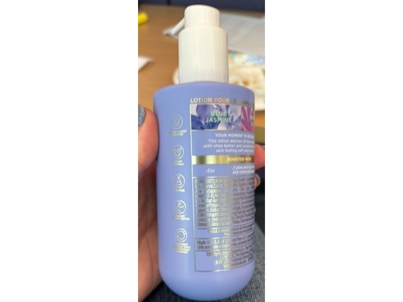 Victoria's Secret Feel Refreshed Hydrating Body Lotion, Blue Jasmine Water Lily, 10 fl oz/296 mL