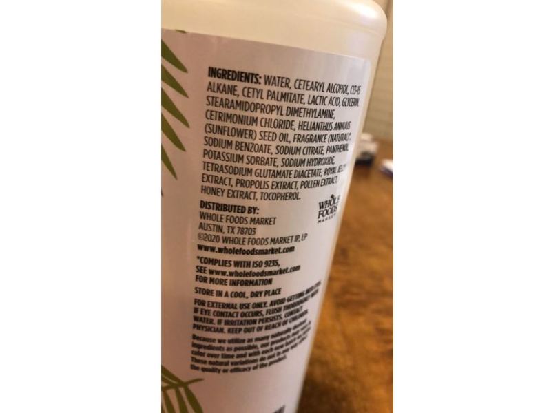 365 By Whole Foods Market Strength & Vitality Conditioner, Coconut & Honey, 32 fl oz/946 mL